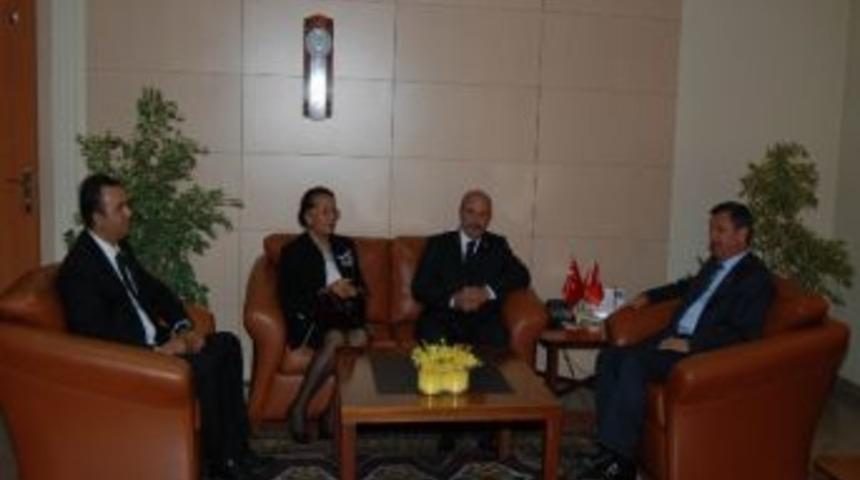 Chp İl Başkanı Sadık Atila, Vali Şerif Yılmaz&rsquo;a Hayırlı Olsun Ziyaretinde Bulundu