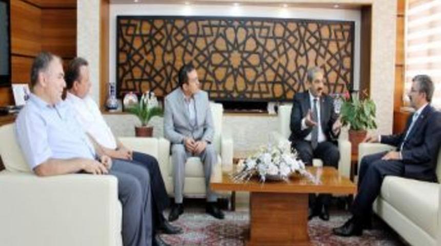 Zile Belediye Başkanı L&uuml;tfi Vidinel, Doğan &Uuml;rg&uuml;p&rsquo;&uuml; Ziyaret Etti