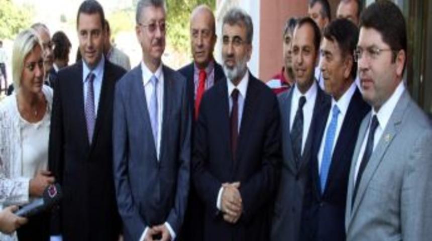 Bakan Yıldız, &Ouml;zel Sekt&ouml;r Y&ouml;neticileri İle Buluştu