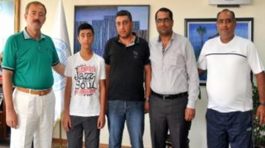 Akdeniz Belediyespor&rsquo;lu Hasan&rsquo;ın Başarısı