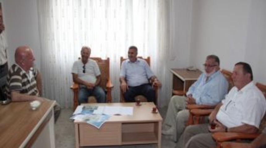 Başkan To&ccedil;oğlu Cami İnşaatını Gezdi