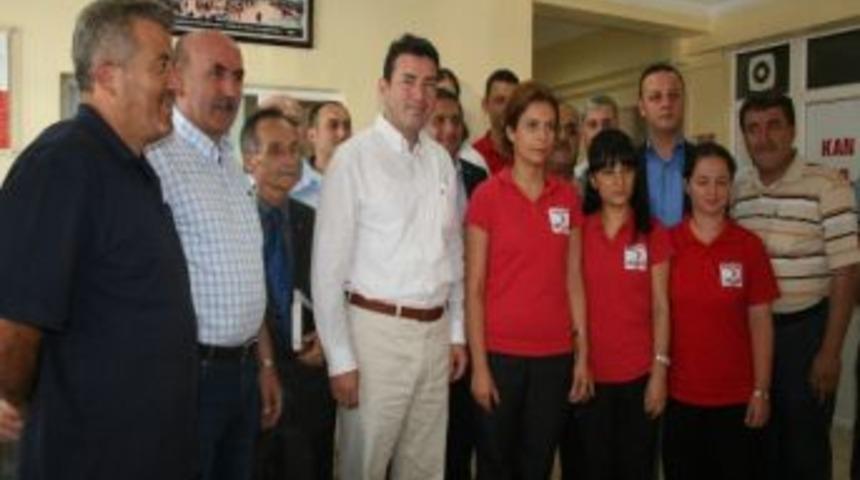 Ulupınar Kızılay Kan Merkezini Ziyaret Etti