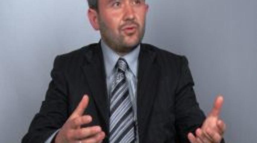 T&uuml;rkiye Beyazay Derneği Onursal Başkanı Ali Rıza Soyaslan: