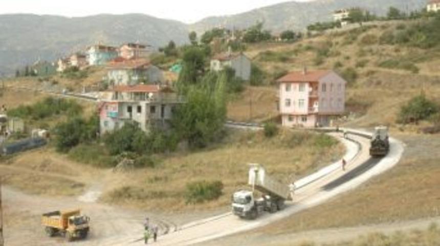 Tokat Belediyesi Asfalt &Ccedil;alışmalarına Hız Verdi