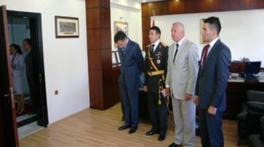 &ldquo;zafer Bayramı&rdquo; Kemalpaşa&rsquo;da Buruk Kutlandı