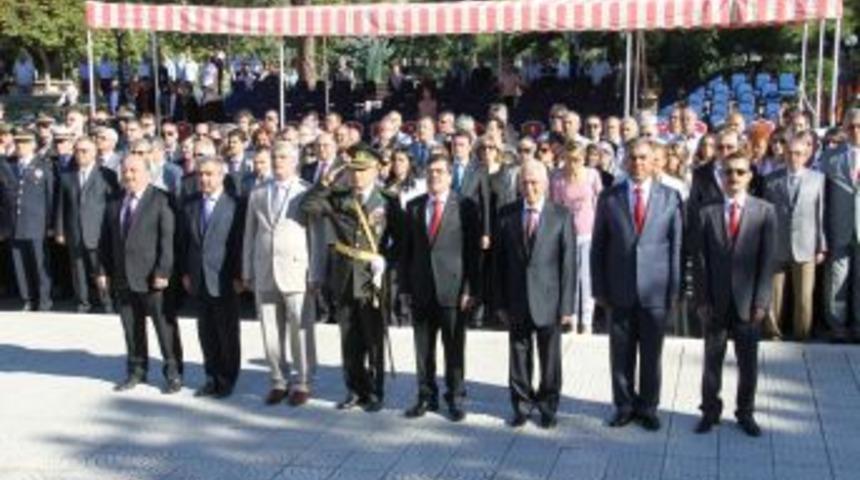 30 Ağustos Burdur'da kutlandı