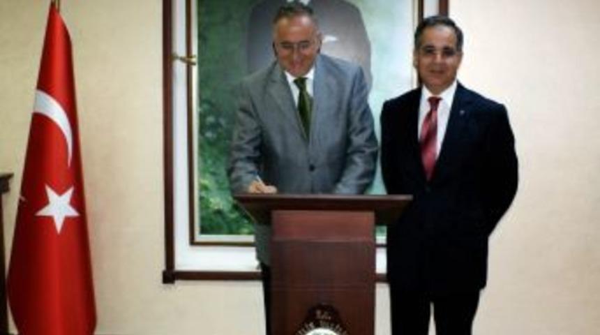 Başkan G&uuml;zelbey&rsquo;den Vali Tapsız&rsquo;a 'hayırlı Olsun' Ziyareti