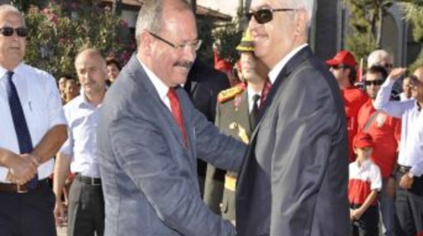 Kuşadası'nda Zafer Bayramı Kutlamaları