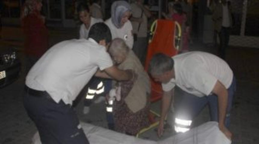 Yaşlı Kadın&rsquo;ın Kolu Asans&ouml;re Sıkıştı