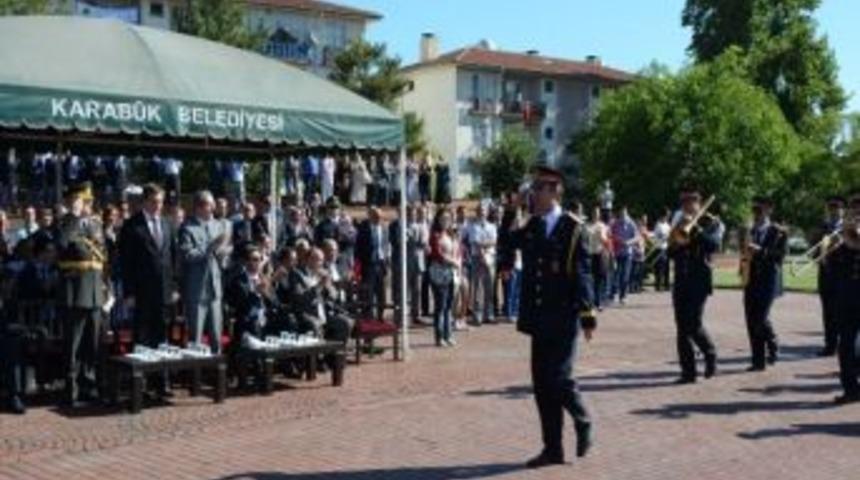 Karab&uuml;k&rsquo;te Zafer Bayramı Kutlandı