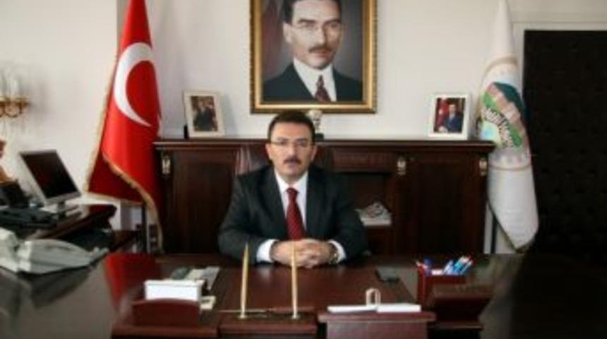 Vali Altınok Zafer Bayramı mesajı yayınladı