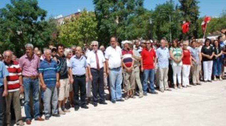 Didim&rsquo;de Chp, İp, Add Ve Cumhuriyet Kadınlarından 30 Ağustos Kutlaması..