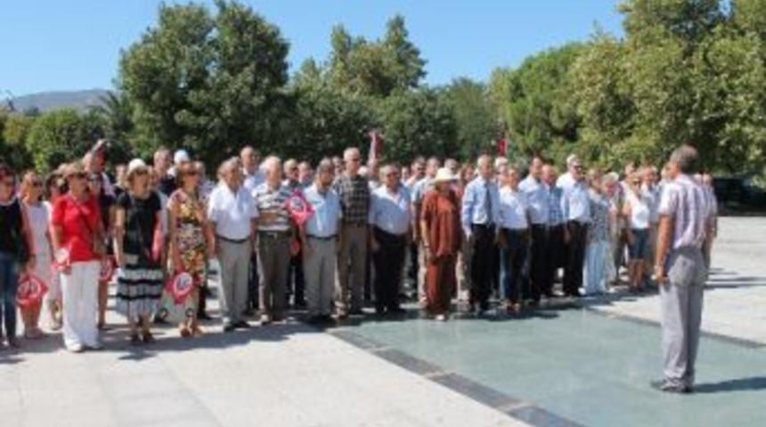 Chp 30 Ağustosu Resmi Programdan Ayrı Kutladı