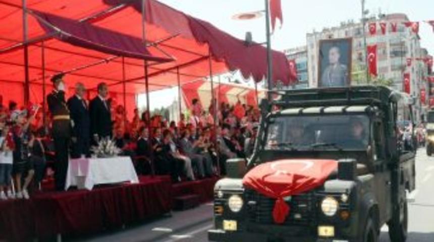 Sivas'ta Zafer Bayramı Coşkuyla Kutlandı