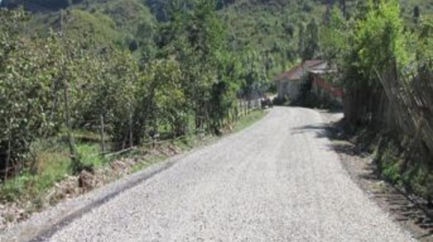 Ak&ccedil;akoca'da K&ouml;y-des &Ccedil;alışmaları S&uuml;r&uuml;yor