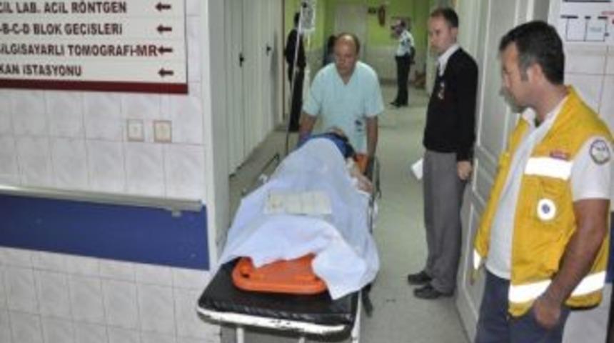 Bursa'da D&uuml;ğ&uuml;n D&ouml;n&uuml;ş&uuml; Kaza: 1 &Ouml;l&uuml;, 4 Yaralı