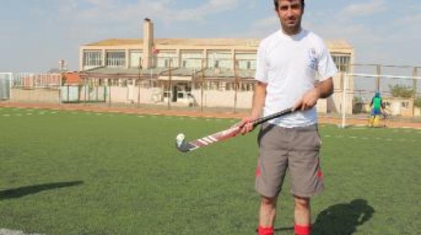 Diyarbakır &Ccedil;im Hokeycileri Zonguldakta Başarı Arayacak