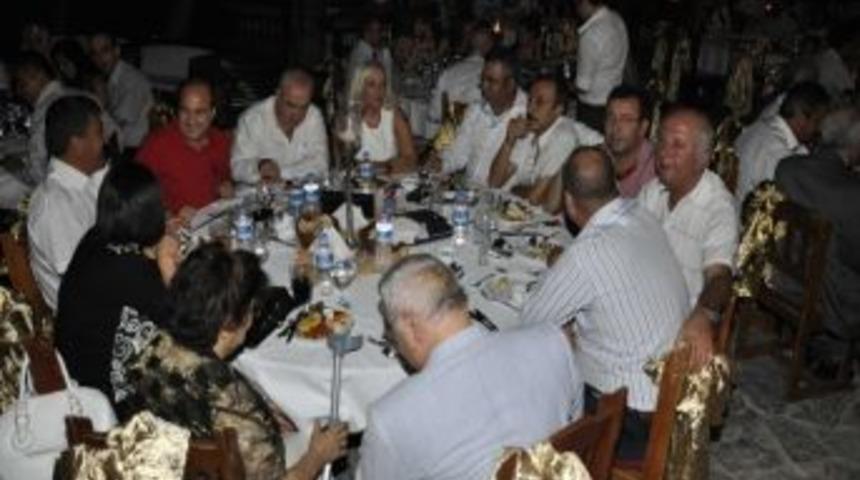 Kuşadası&rsquo;nda Kaymakam Esen&rsquo;e Veda Yemeği