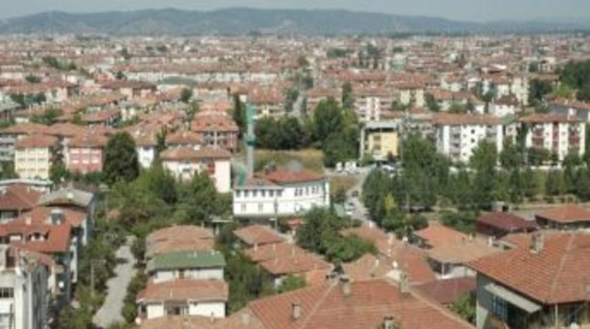 Sakarya'daki &Ouml;ğrenci Evlerinde Orta Hasar Tehlikesi