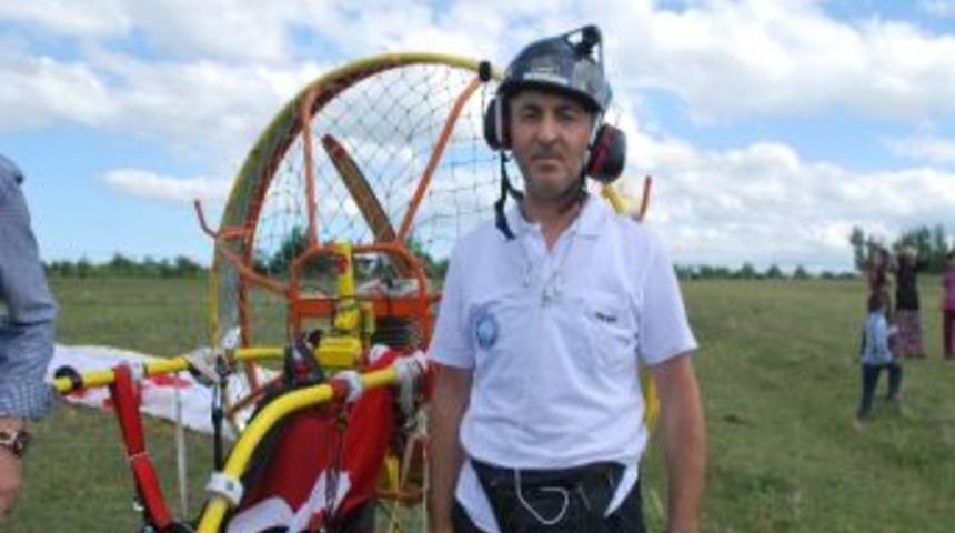 30 Ağustos Zafer Bayramı İ&ccedil;in U&ccedil;tu