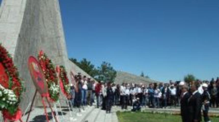 K&uuml;tahya'da Zafer Bayramı Coşkusu