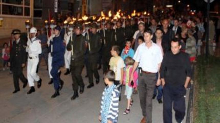 Bartın&rsquo;da Fener Alayı D&uuml;zenlendi