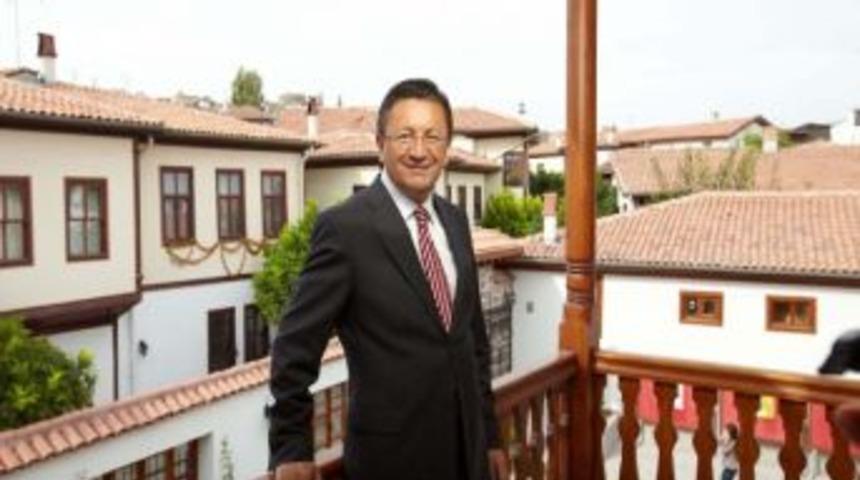 2012 Yılı &ldquo;d&uuml;nya Turizm Oscarı&rdquo; Altındağ Belediyesi&rsquo;ne Verildi