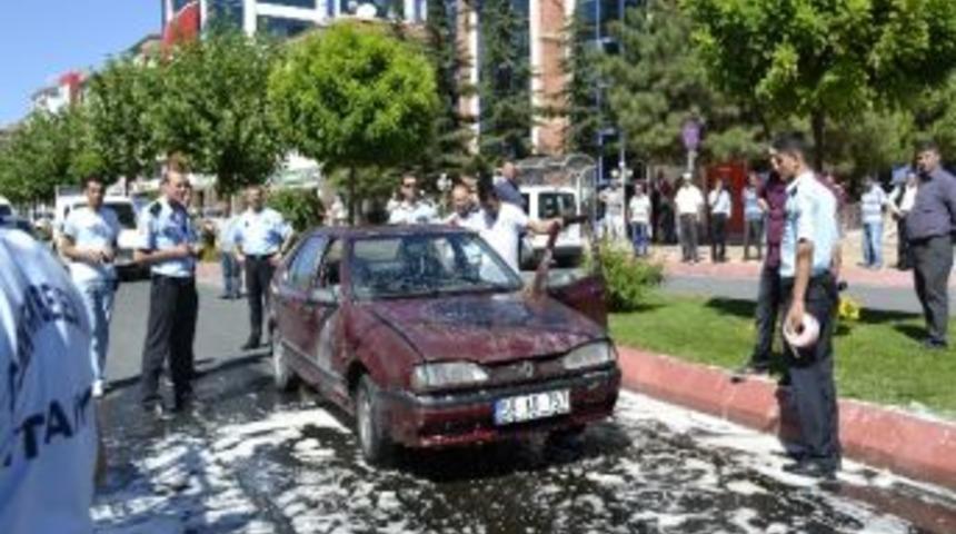 Lpg&rsquo;li Ara&ccedil; Alev Aldı