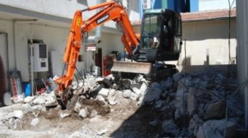 Muhtarlar Derneğine Yeni Bina Yapılıyor