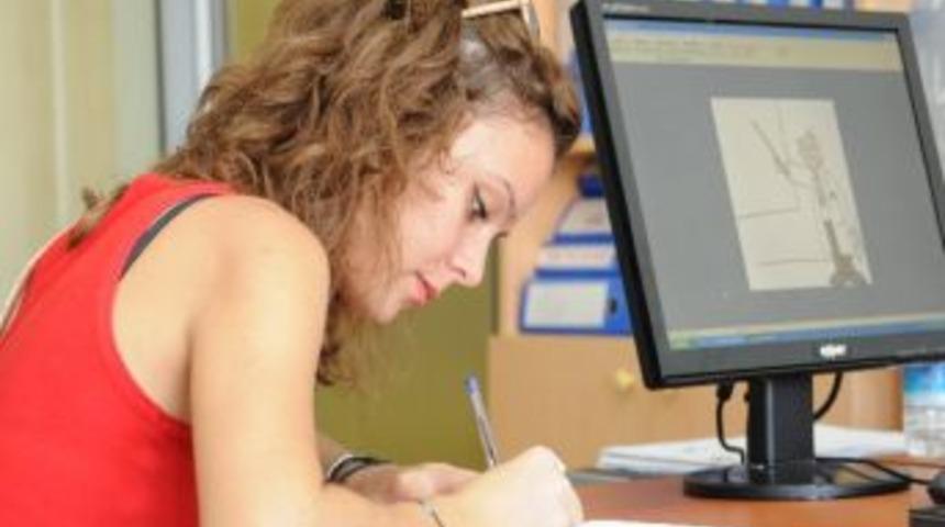 Akdeniz &Uuml;niversitesi'ne 12 Bin 243 &Ouml;ğrenci Kayıt Yaptırmaya Hak Kazandı