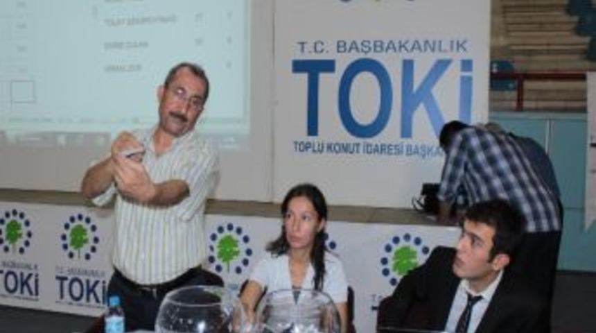312 Toki Konutunun Hak Sahibi &Ccedil;ekilen Kura İle Belirlendi