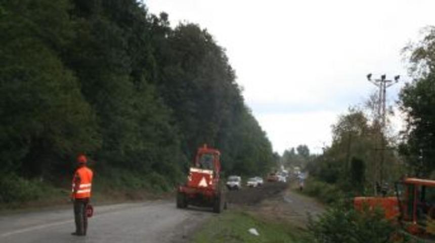 &Ccedil;arşamba-ayvacık Yolunda &Ccedil;alışma