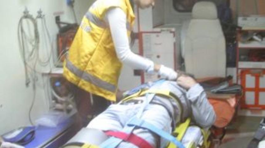 Motosiklet S&uuml;r&uuml;c&uuml;s&uuml; Kazada Yaralandı