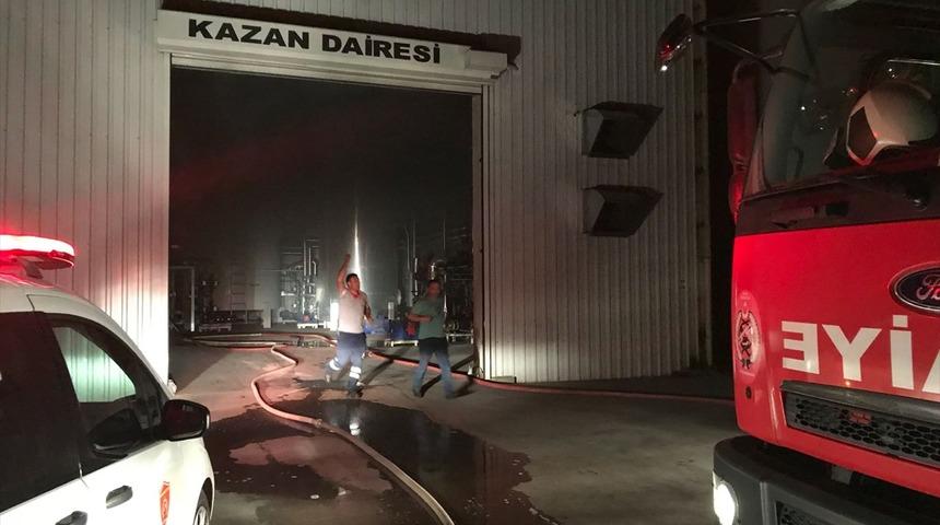 GÜNCELLEME - Burdur'da yem fabrikasında yangın