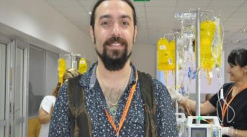 M&uuml;zik Ve Kemoterapi Bir Arada