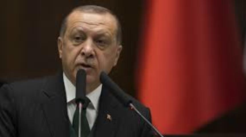 Ünlü yazardan şok sözler: Erdoğan aradı, kovulmamı istedi