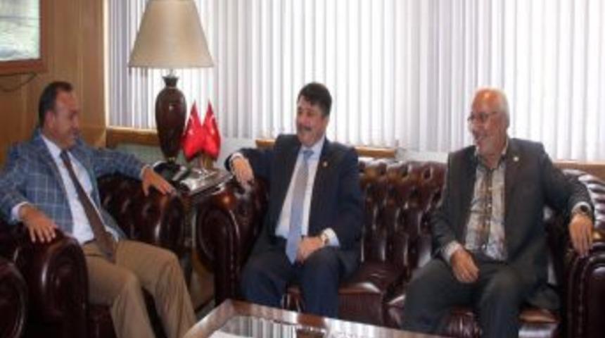 Vali Kızılcık, H&uuml;seyin Tanrıverdi'yi Kabul Etti