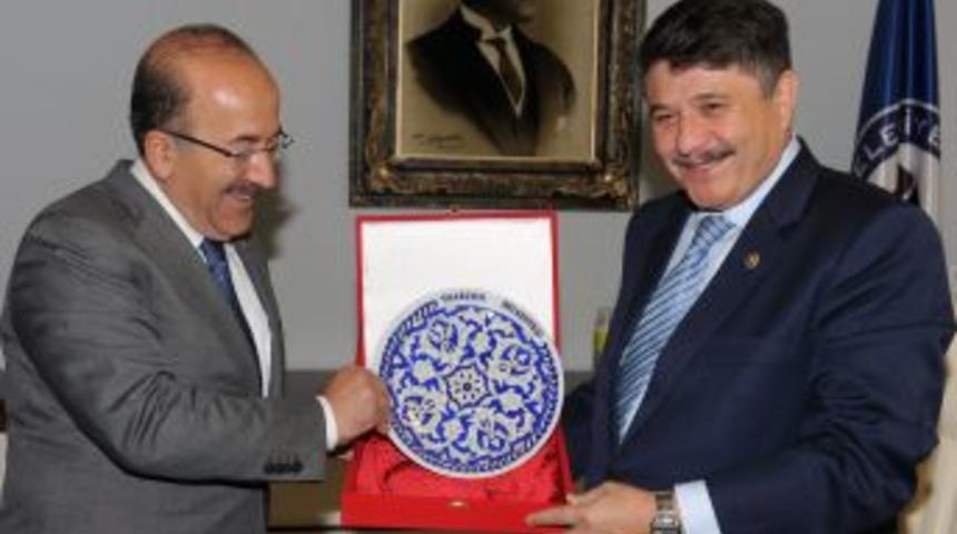 AK Parti Genel Başkan Yardımcısı Tanrıverdi, Trabzon'da