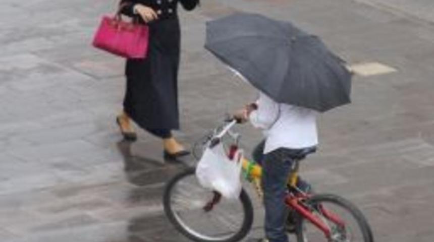 Erzurum Yağmurla Serinledi