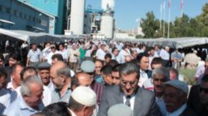 Konya Şeker, Ay&ccedil;i&ccedil;eği Avans Fiyatını 1.400 Lira Olarak A&ccedil;ıkladı