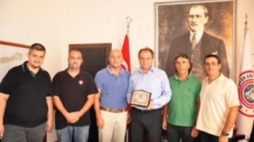 Temod&rsquo;dan başkana teşekk&uuml;r plaketi