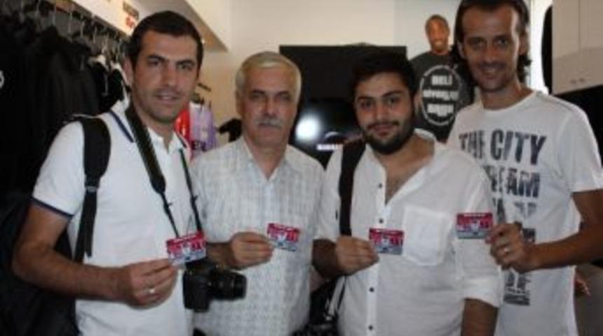 Manisa Basınından Manisaspor'a Kombine Desteği