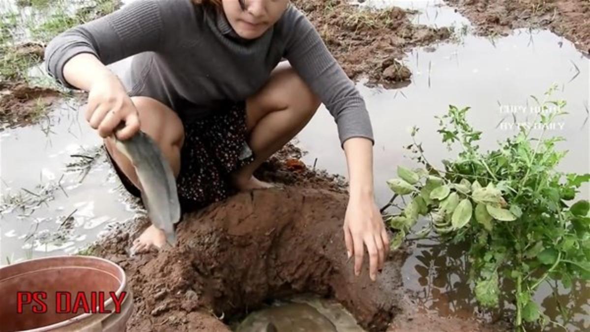 Balığı yakalama tekniği şaşırttı 