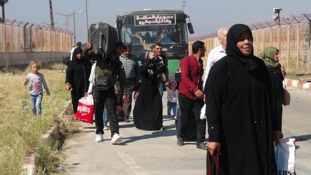 Bayram ziyaretine giden Suriyelilerin yarıdan fazlası döndü