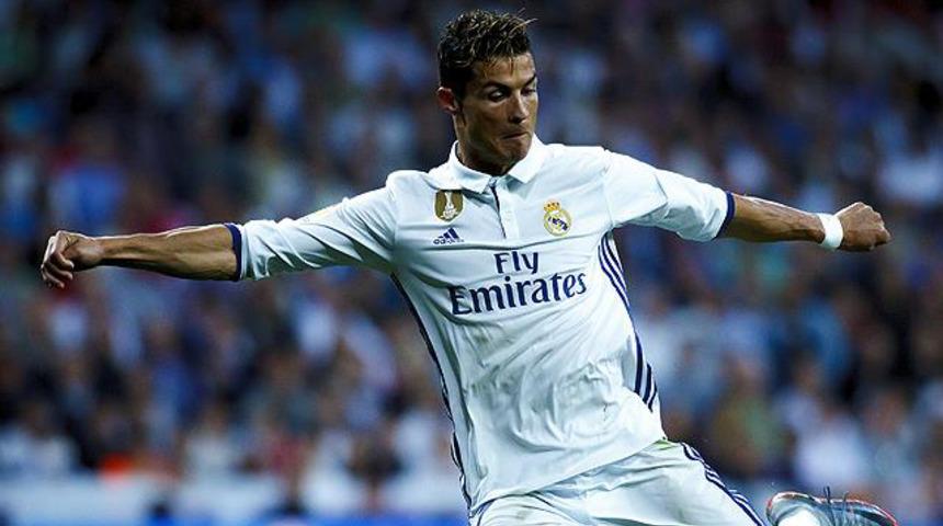 Cristiano Ronaldo Real Madrid'de iz bıraktı