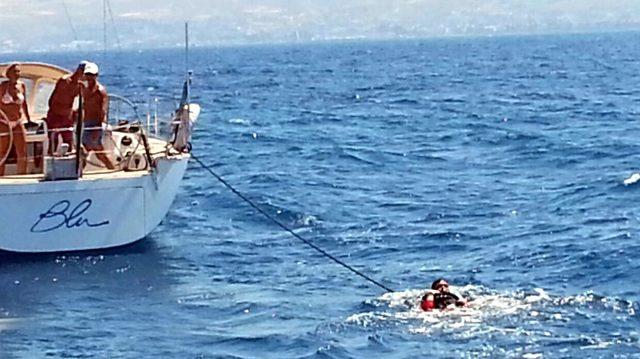 Lastik botla İstanköy Adası'na kaçmak isterken yakalandılar
