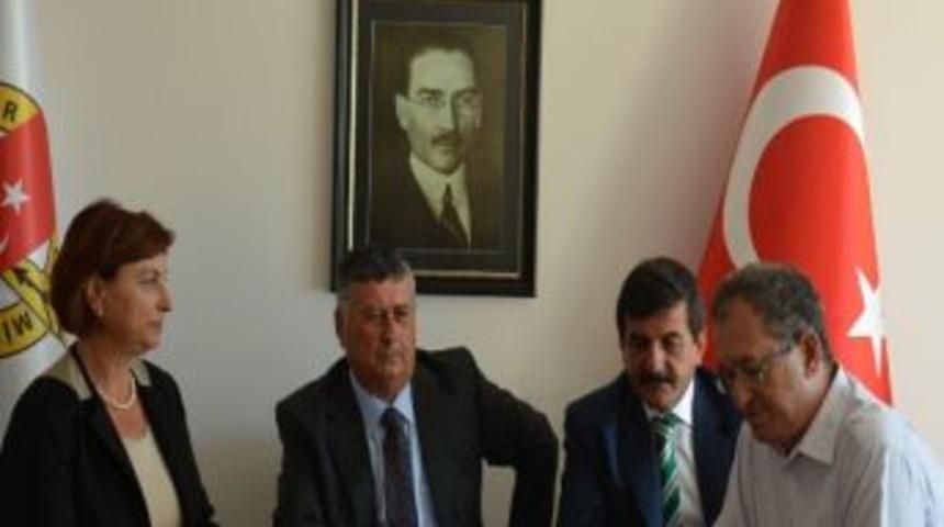 Chp'den İzmir Gazeteciler Cemiyetine Ziyaret