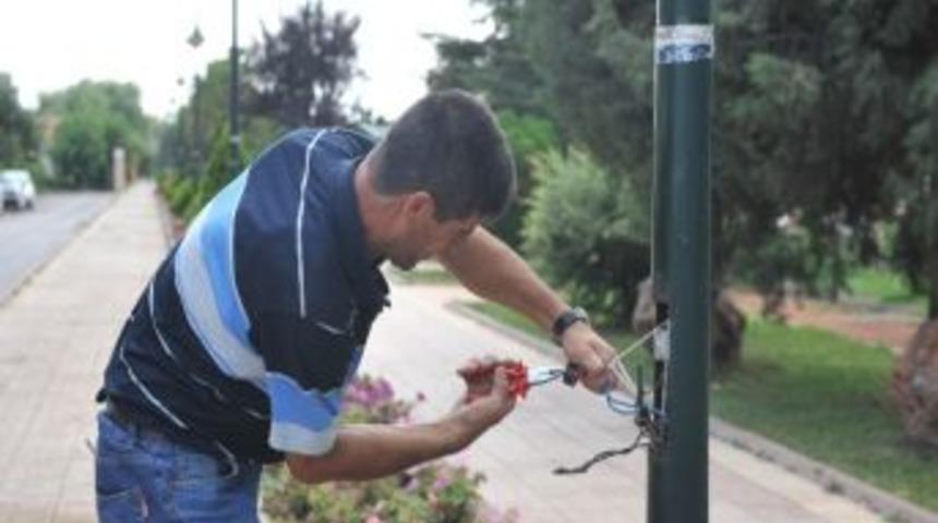 Parklardaki Aydınlatmalara Bakım