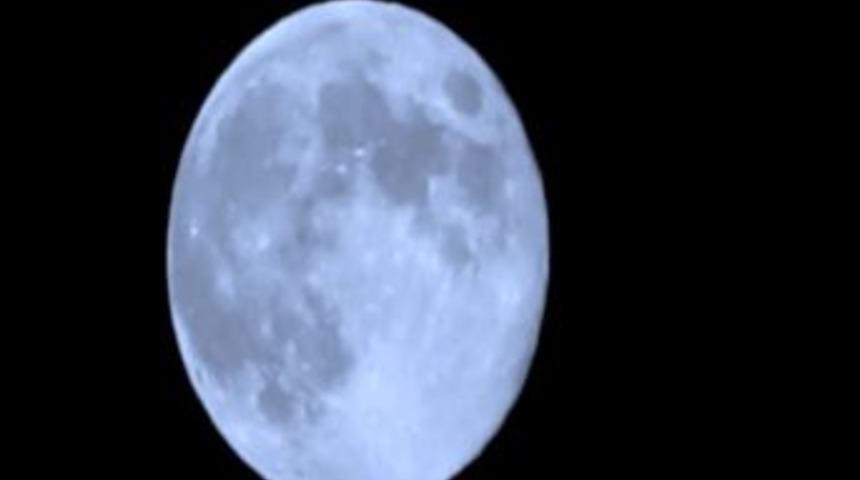 G&ouml;ky&uuml;z&uuml;nde &lsquo;mavi Dolunay&rsquo; Heyecanı