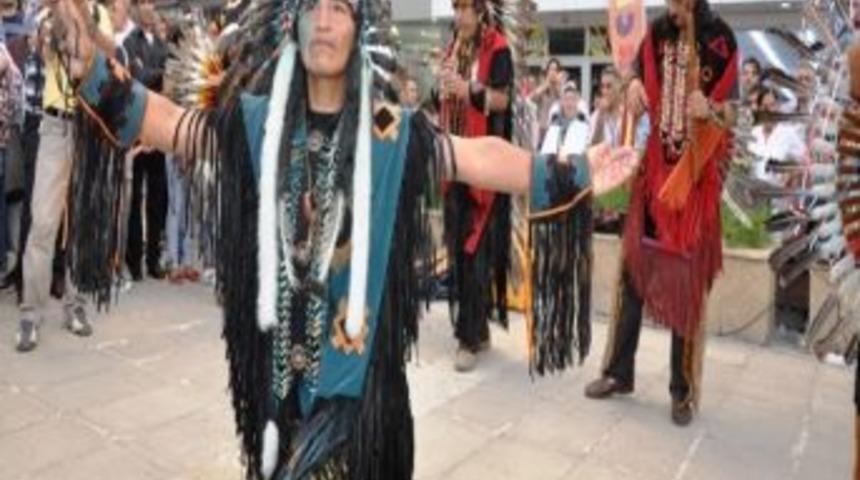 Kızılderililer Samsun&rsquo;da